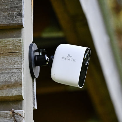  Equine Eye camera - advanced technology for equine vision care.